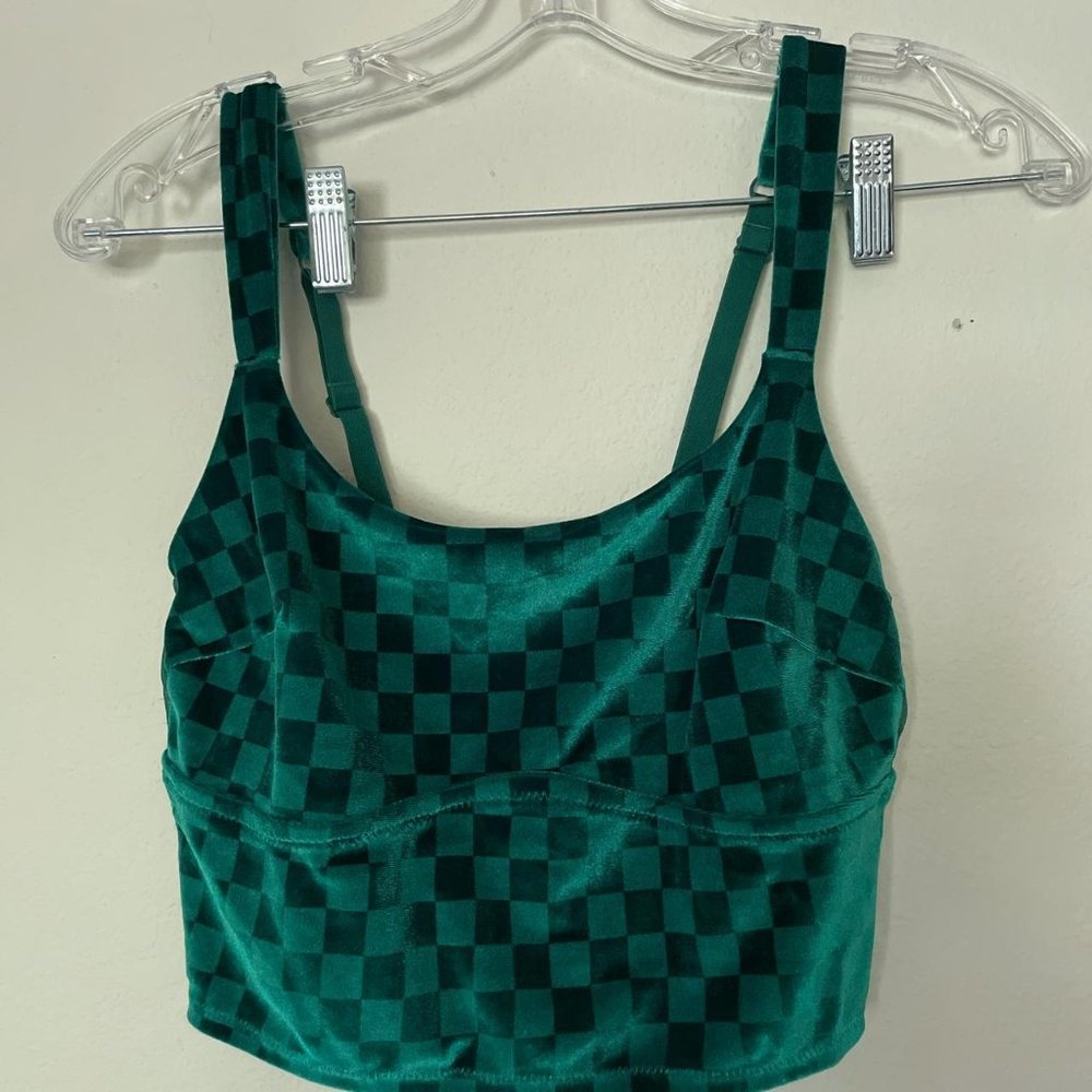 Green velvet crop trop